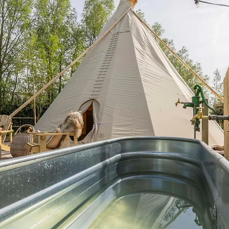 Luxury tent Tipi Bo Exclusief Kaprijke